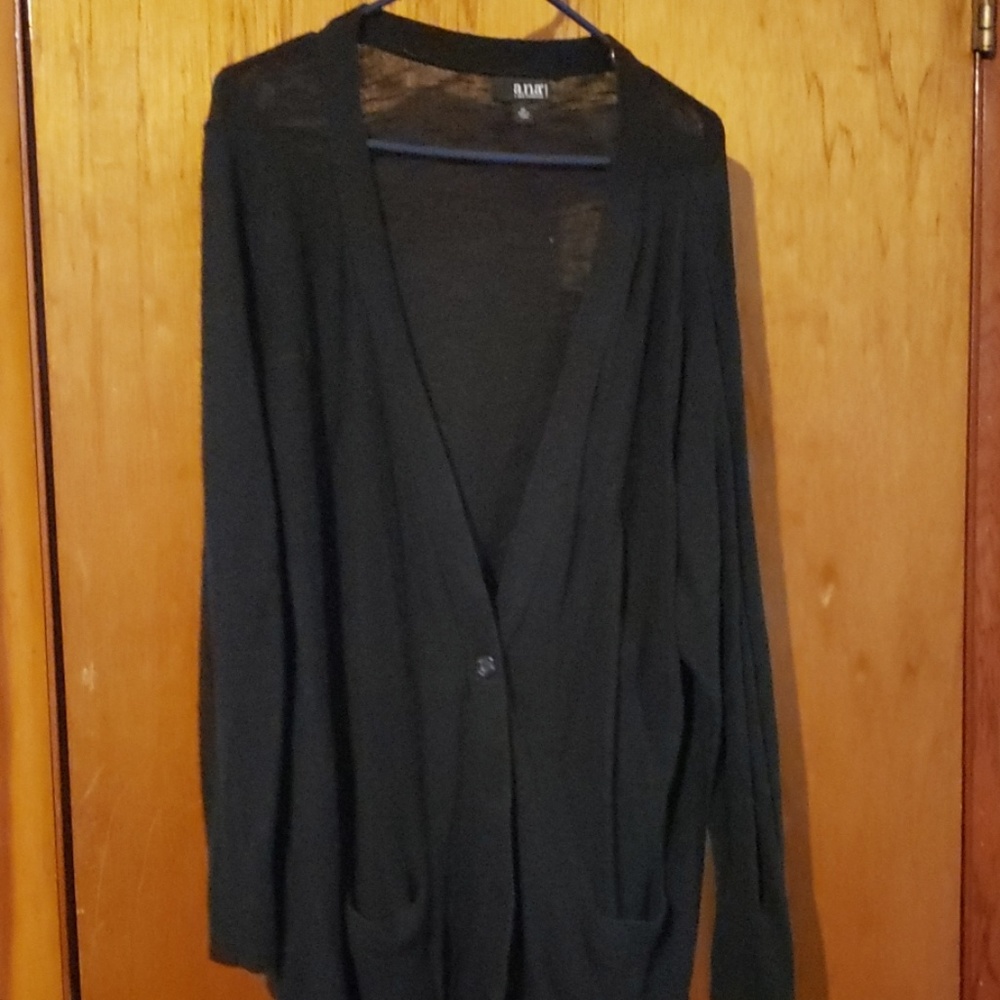 Super thin black sweater